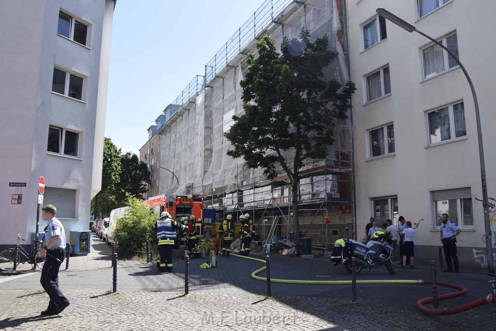 Explo Feuer 2 Koeln Kalk Hoefestr P024.JPG - Miklos Laubert